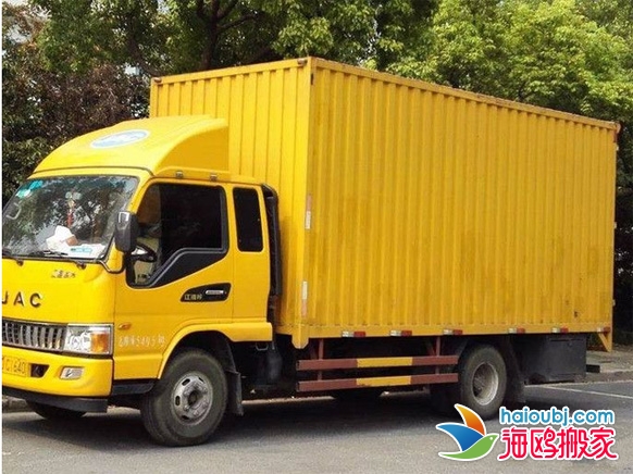 昆明西山區(qū)搬家小貨車合適還是選擇面包車搬家？